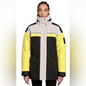 Woman’s-35 Degrees Celsius Ski-Doo Typha X Kanuk Jacket/Parka Size Medium